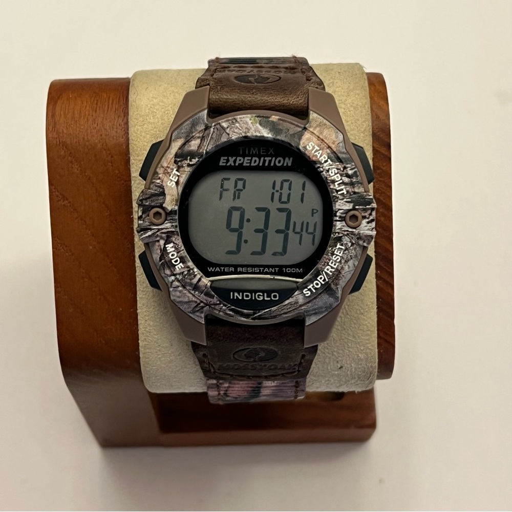 Timex‎ Men's Expedition Classic Digital Chrono Alarm Timer Full-Size Watch